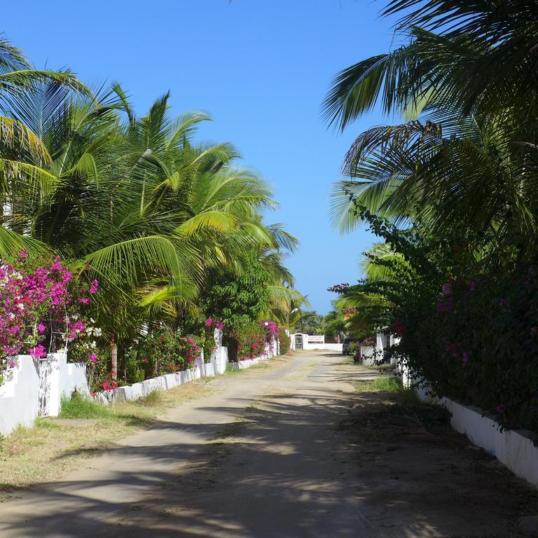 Downtown Malindi Apartment Exterior photo